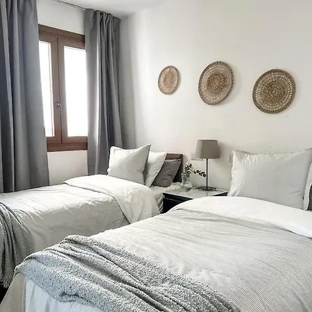 Appartement Elegant 2-bedroom With Beautiful Views