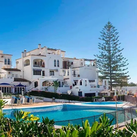 Elegant 2-bedroom With Beautiful Views Appartement *