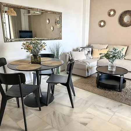 Elegant 2-bedroom With Beautiful Views Appartement Benalmádena